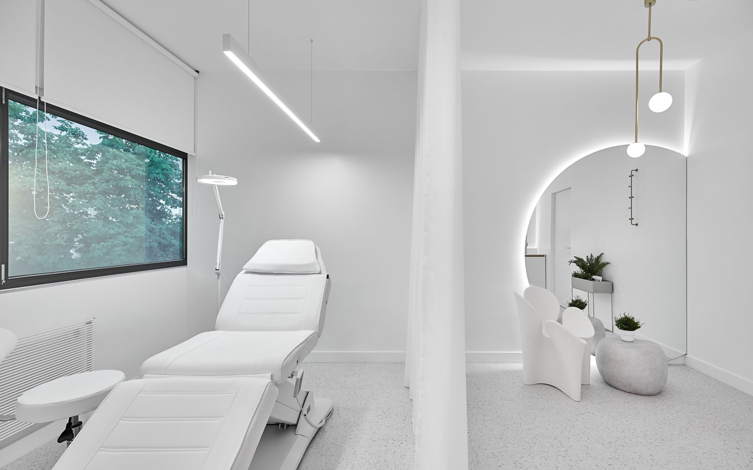 کلینیک زیبایی در رشت؛ چه خدماتی واقعاً ارزش هزینه دارند؟